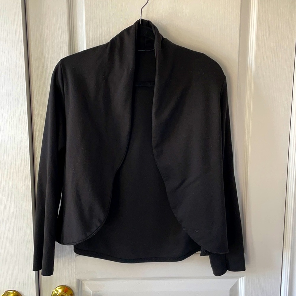 **BLOWOUT SALE $20 OR LESS** Cute black cardigan